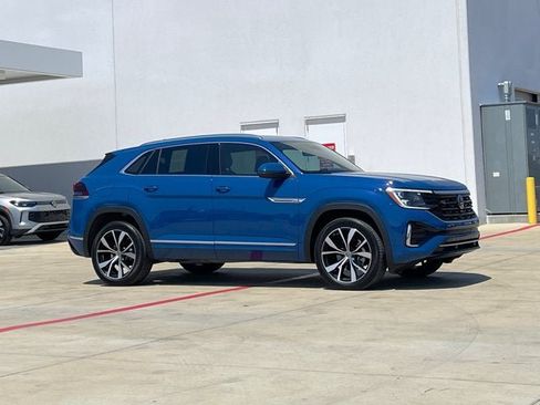 Used 2025 Volkswagen Atlas Cross Sport SEL Premium R-Line AWD/4WD image 8