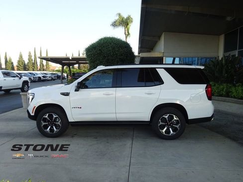 New 2026 GMC Yukon AT4 w/ AT4 Premium Package image 5