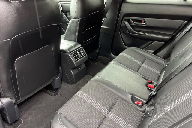 Used 2025 MAZDA CX-50 AWD 2.5 S w/ Weather Package image 13