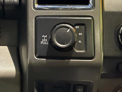 Used 2018 Ford F250 XLT w/ XLT Value Package image 35