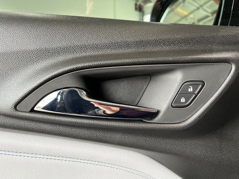 New 2026 Chevrolet Trax LT FWD image 25