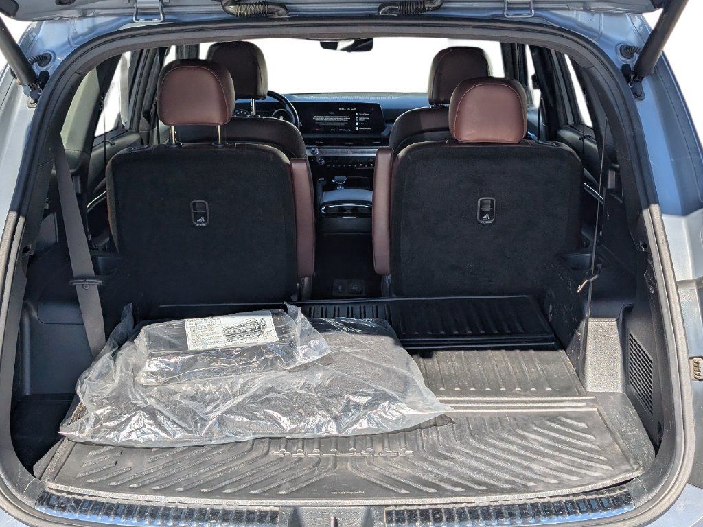Certified 2024 Kia Telluride SX Prestige w/ Towing Package AWD/4WD image 10