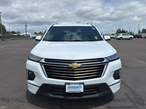 Used 2023 Chevrolet Traverse High Country w/ LPO, Floor Liner Package AWD/4WD image 2