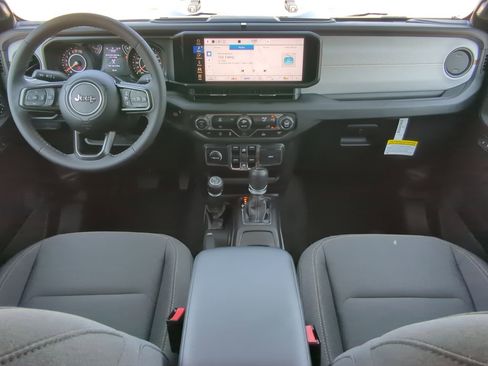 New 2025 Jeep Gladiator Sport image 13
