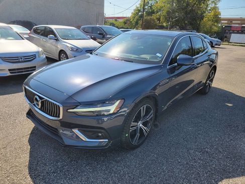 Used 2022 Volvo S60 B5 Inscription w/ Advanced Package image 1