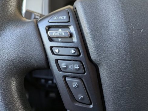 Used 2022 Nissan Frontier SV image 21