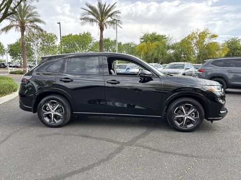 Used 2024 Honda HR-V EX-L image 5