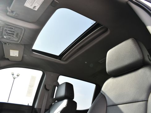 Used 2022 GMC Sierra 1500 SLT w/ SLT Premium Plus Package image 26