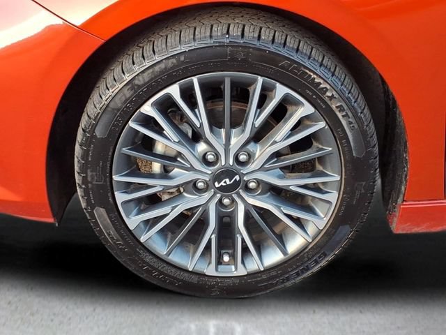 Used 2024 Kia Forte GT-Line w/ GT-Line Premium Package FWD image 10