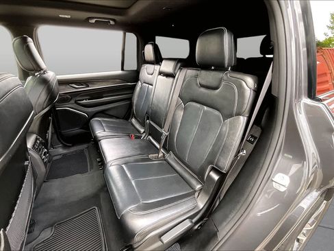 Used 2023 Jeep Grand Cherokee L Overland AWD/4WD image 20