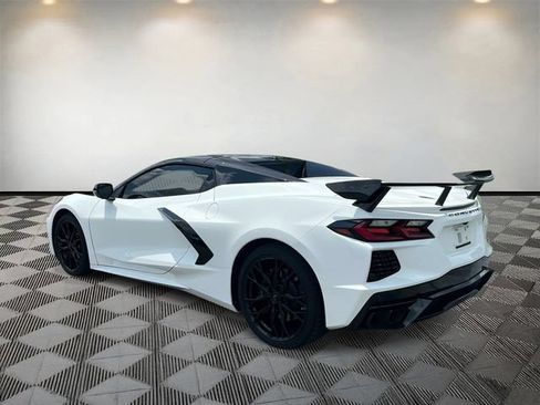 Used 2024 Chevrolet Corvette Stingray Convertible w/ 1LT RWD image 4