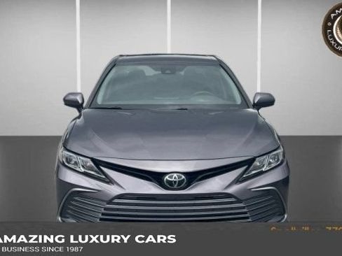 Used 2023 Toyota Camry LE FWD image 1
