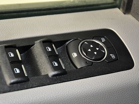 Used 2019 Ford F150 XLT w/ Equipment Group 302A Luxury AWD/4WD image 39