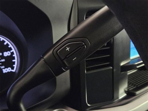 Used 2025 Ford F350 XL w/ XL Chrome Package image 21