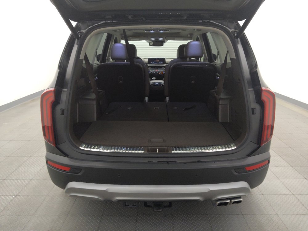 Used 2022 Kia Telluride SX w/ Towing Package FWD image 29