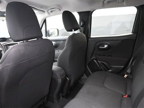 Used 2020 Jeep Renegade Sport image 11