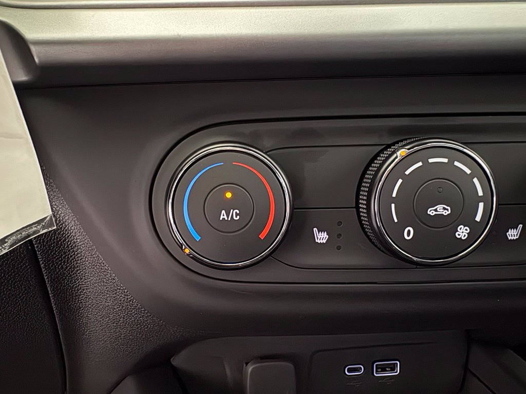 New 2026 Chevrolet Trax LS w/ LS Convenience Package FWD image 10