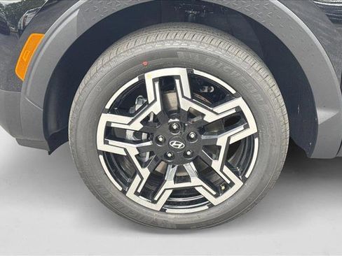 New 2025 Hyundai Santa Cruz Limited AWD/4WD image 10