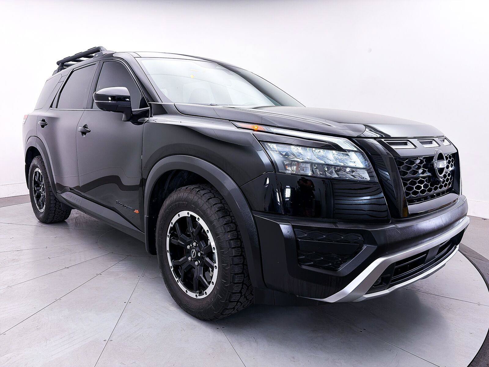 Used 2025 Nissan Pathfinder Rock Creek AWD/4WD image 9