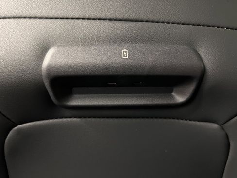 New 2025 Ford Expedition Tremor image 36