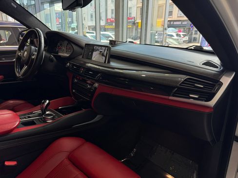 Used 2019 BMW X6 M w/ Executive Package AWD/4WD image 32