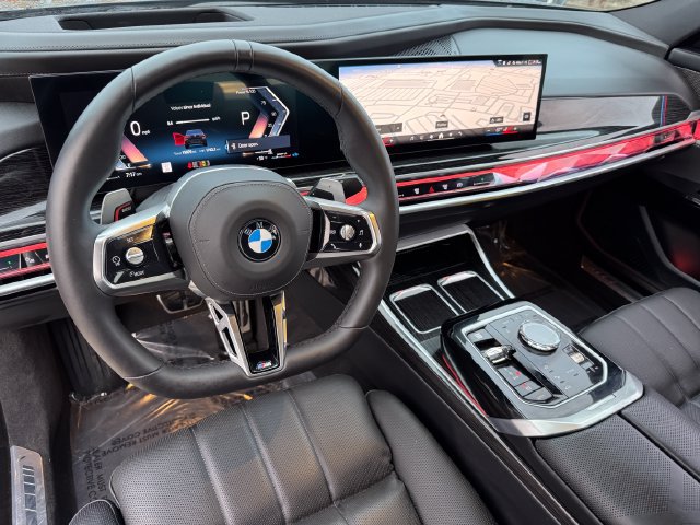 Used 2026 BMW 740i xDrive AWD/4WD image 11