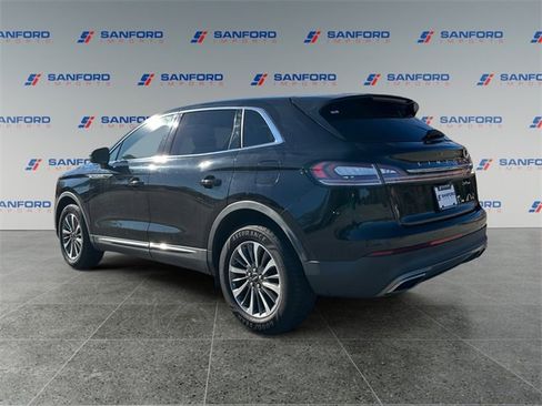 Used 2019 Lincoln Nautilus Select image 3