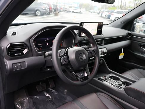 New 2026 Honda Pilot Black Edition image 12