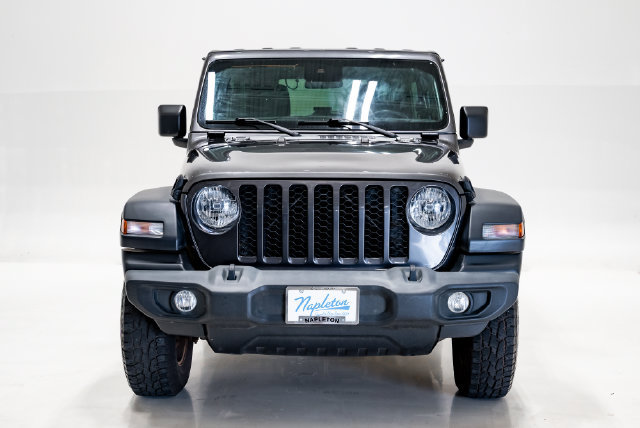 Used 2024 Jeep Wrangler Unlimited Sport AWD/4WD image 4