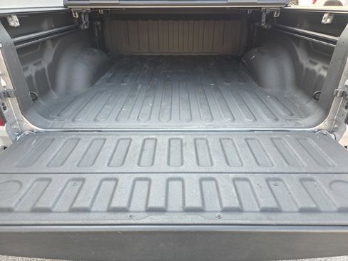 Used 2022 RAM 1500 Laramie image 31