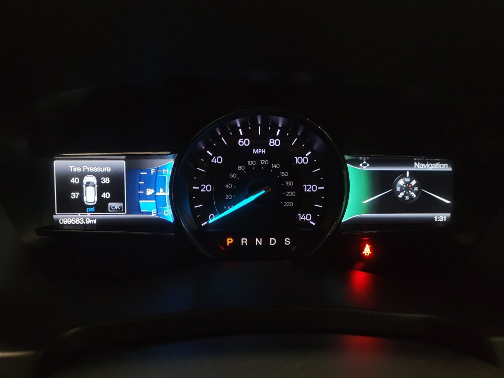 Used 2019 Ford Explorer XLT w/ Equipment Group 202A AWD/4WD image 23