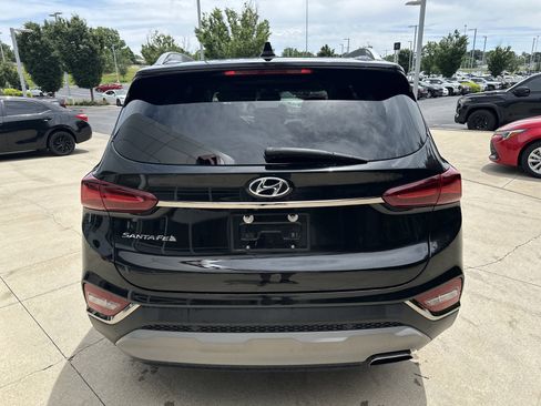 Used 2019 Hyundai Santa Fe Limited FWD image 8