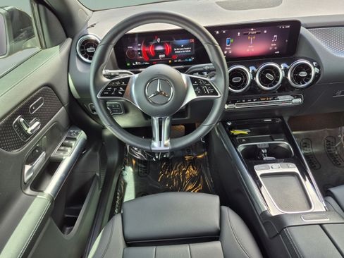 Used 2026 Mercedes-Benz GLA 250 image 14
