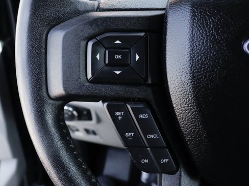 Used 2018 Ford F150 XLT w/ Equipment Group 302A Luxury image 22