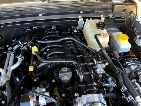 Used 2023 Jeep Wrangler Sport S w/ Sun And Sound Package image 33