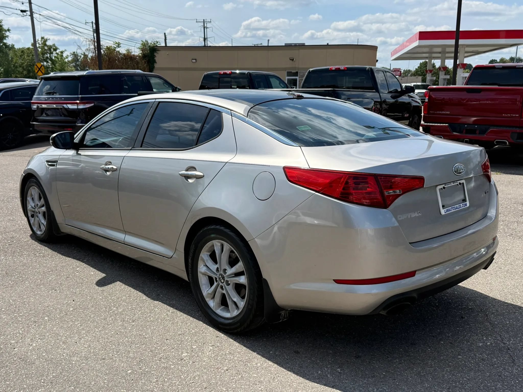 Used 2011 Kia Optima EX FWD image 7