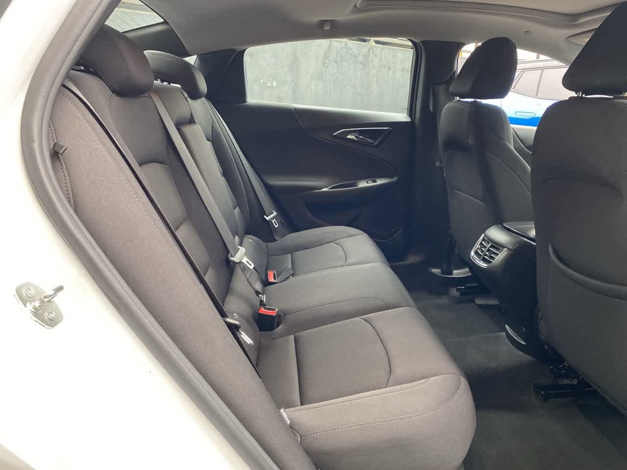 Used 2023 Chevrolet Malibu LT FWD image 17