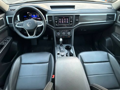 Used 2022 Volkswagen Atlas SE AWD/4WD image 16