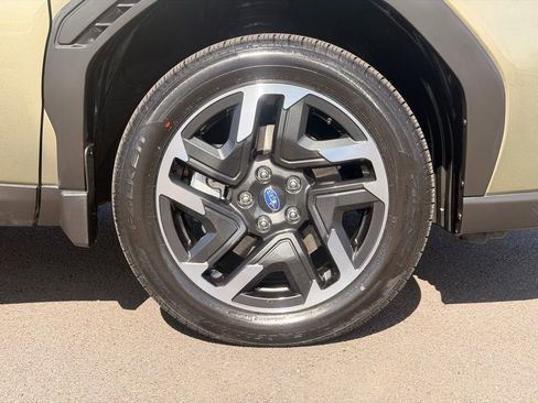 Used 2025 Subaru Forester Limited w/ Popular Package #2 image 9