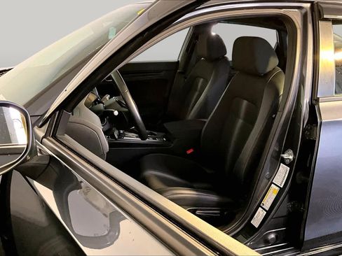 Used 2024 Honda Civic Sport image 9