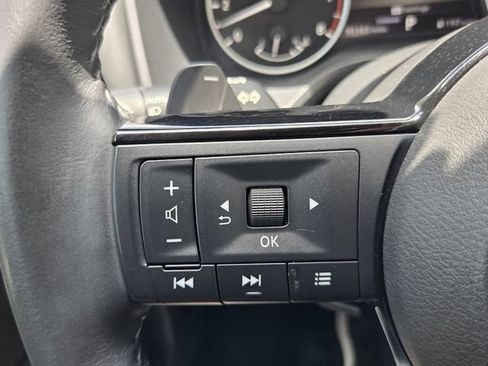 Used 2021 Nissan Rogue SV w/ Premium Package FWD image 23
