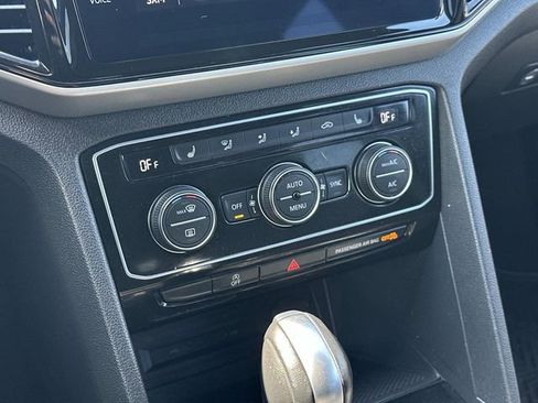 Used 2023 Volkswagen Atlas Cross Sport SE w/ Black Wheel Package FWD image 29