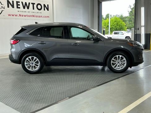 Used 2021 Ford Escape SE w/ Convenience Package FWD image 22