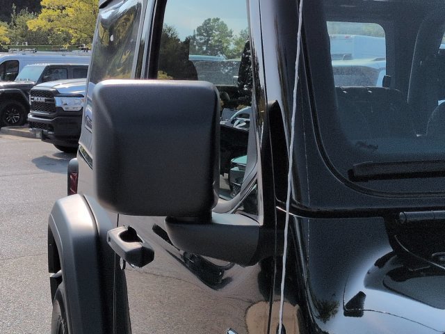 Certified 2022 Jeep Wrangler Sport AWD/4WD image 11