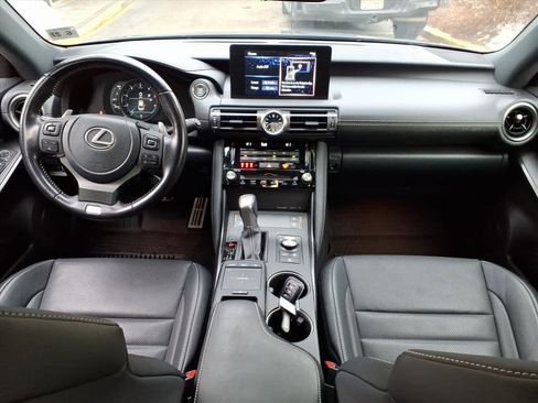 Certified 2022 Lexus IS 350 F Sport image 11