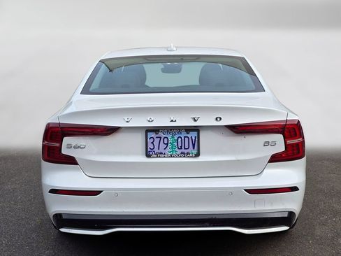 Used 2024 Volvo S60 B5 Plus FWD image 4