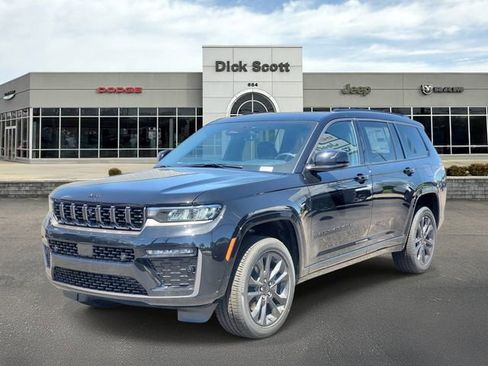 New 2026 Jeep Grand Cherokee L Limited AWD/4WD image 2