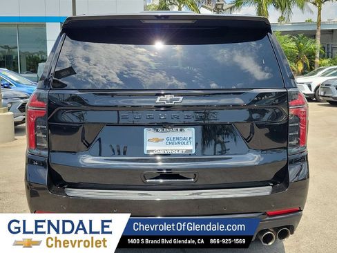 Certified 2025 Chevrolet Suburban Z71 AWD/4WD image 12
