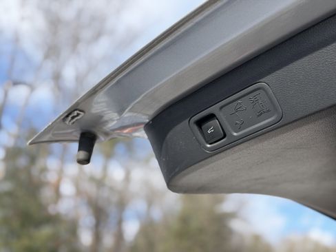 Used 2022 Ford Expedition Max XLT image 32