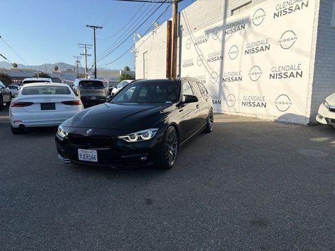 Used 2017 BMW 330i xDrive Wagon AWD/4WD image 2